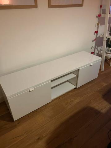 Tv meubel Ikea BYÅS - Gratis af te halen!
