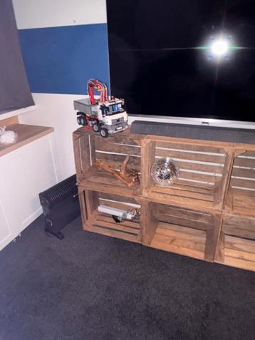 Kastje - veilingkratjes