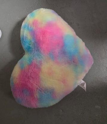 Nieuw hartvormig kussen