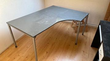 Gratis Bureau groot stevig netjes - Gratis!