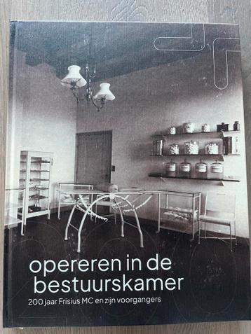 Boek opereren in de bestuurskamer gratis