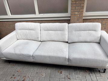 Gratis Montel Bank - Comfortabel en Stijlvol