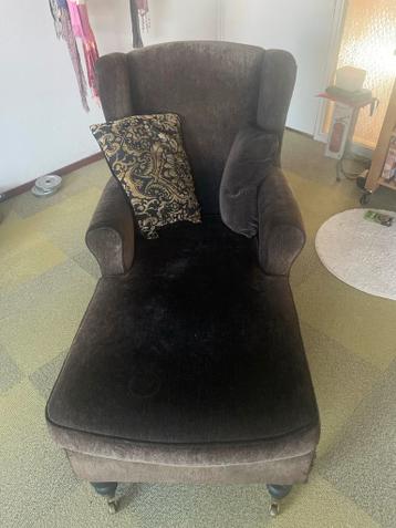 Comfortabele stoel; niet beschadigd