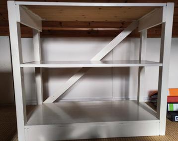 Houten wit gelakte stellingkast