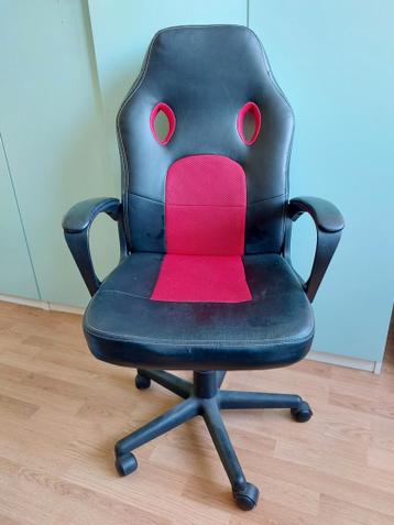 Gratis bureaustoel - beschadigd, zit nog prima!