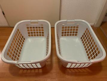 Twee wasmanden 65x45cm
