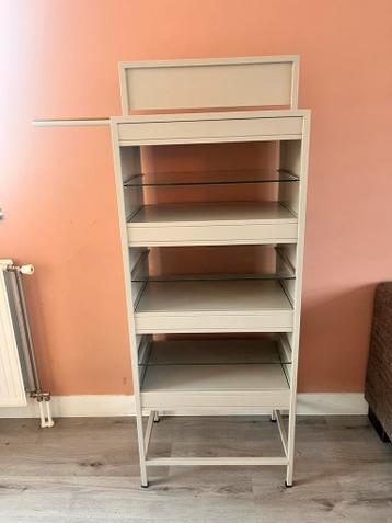 Zware metalen displaykast / winkelkast – gratis afhalen