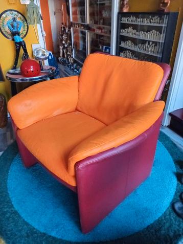 GRATIS Leolux Fauteuil stoel deels oranje geverfd