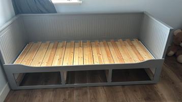 Bedbank Hemnes