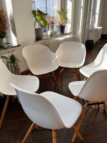 Stoelen voor thuis of werk GRATIS