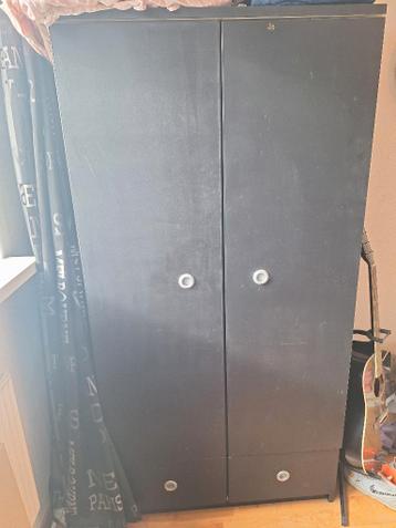 Ikea Kledingkast 2 deurs met lades