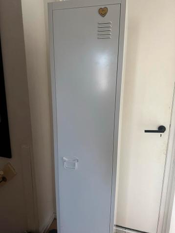 gratis! 3 lockerkasten, wit