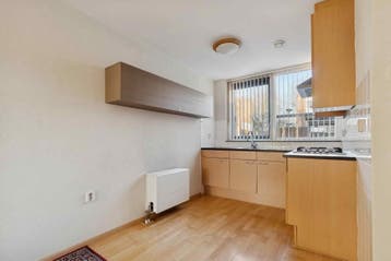 Kitchen including appliances for Free