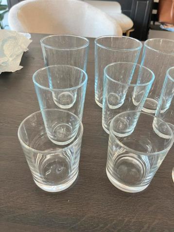 15 diverse glazen gratis af te halen