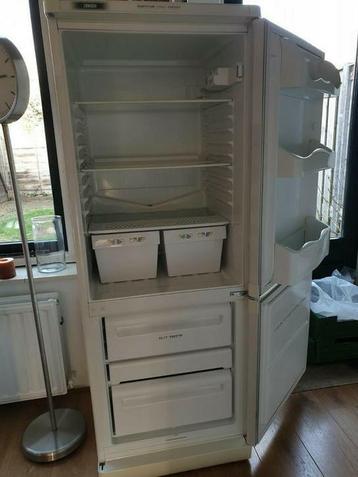 Koelkast met vriesvak - Gebruikt