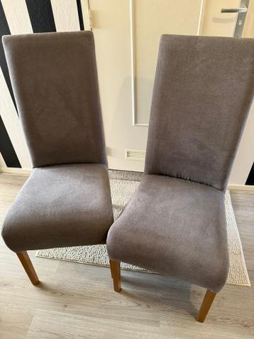 Stoelen, eetkamerstoelen gratis