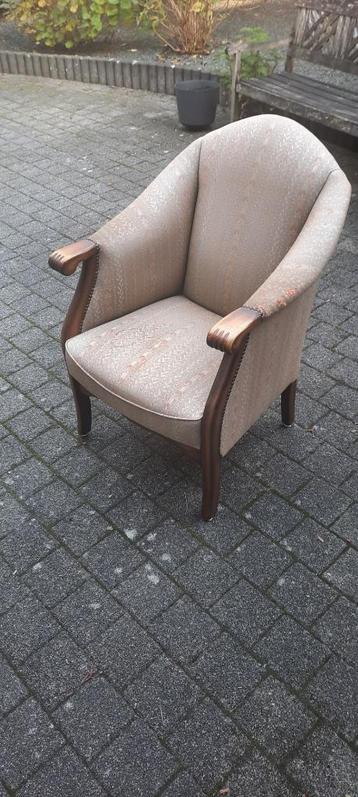 gerieflijke design stoel beige-bruin