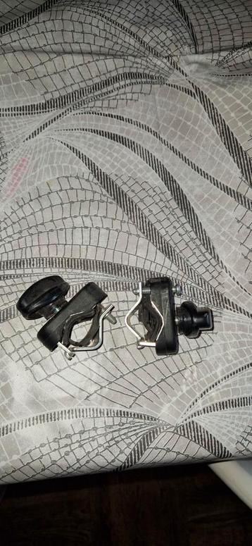 Bobike kinderzitje bevestigingsmateriaal