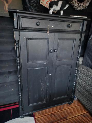 Gratis af te halen meidenkast