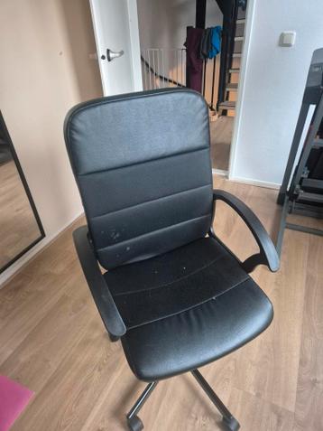 Gratis bureaustoel - Comfortabel, met gebruikerssporen
