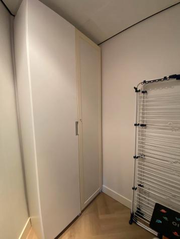 IKEA kasten wit 2 stuks 237 x 50 x 37