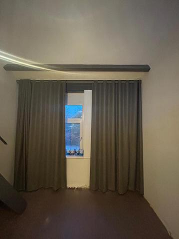 Donkergrijze verduisteringsgordijnen GRATIS