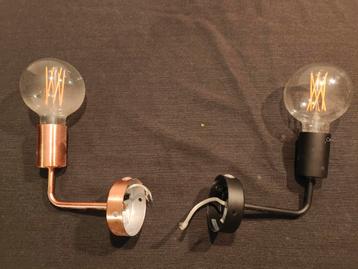 2 Wandlampen met LED - Gratis Af te Halen