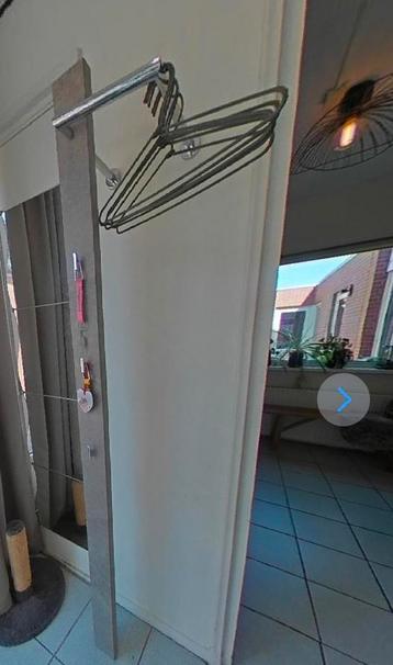 Nette wandkapstok - gratis af te halen!