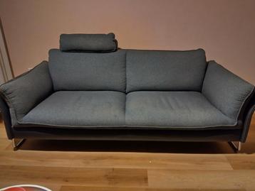 Gratis bank - beschadigde bekleding, ophalen vrijdag