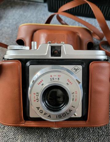 2 retro camera's Samsung en Agfa Isola
