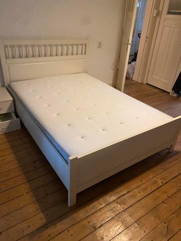 Bed met goede matras 140cm/200cm