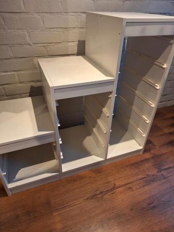 Ikea speelgoedkast zonder bakken.