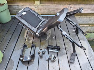 Achterzitje Bobike met bevestigingsbeugel.