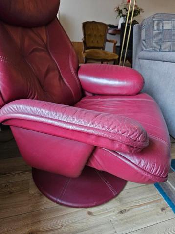 Gratis Mooie Rode Leren Fauteuil