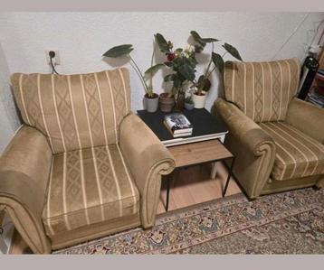 2x Grote Fauteuil, Klassiek model, Zeer

comfortabel