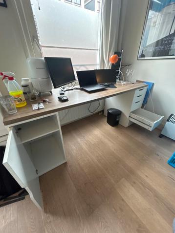 Mooi stevig bureau - vandaag of morgen ophalen!