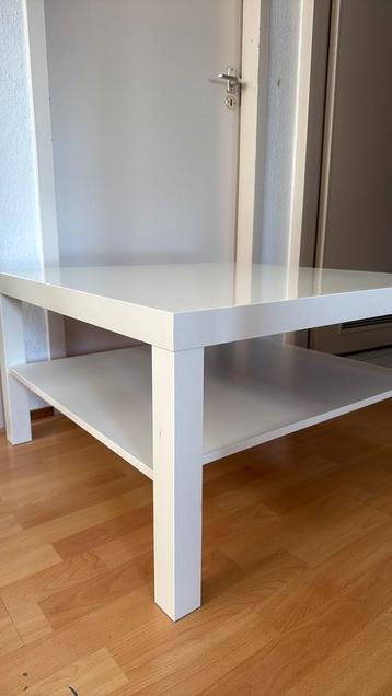 Gratis salontafel (ikea)