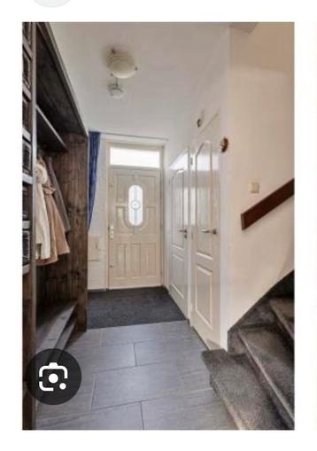 Gratis steigerhouten Garderobekast / Kapstok - Af te halen