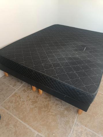 Gratis Boxspring - wasbaar.