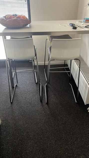 4 Witte Barkrukken - Zithoogte 75