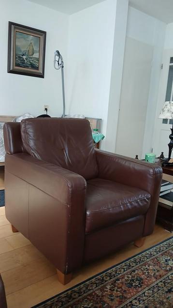 Bruine stoel gratis
