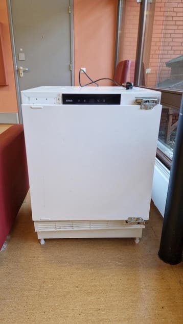 3x ATAG KOELKAST KU2590B