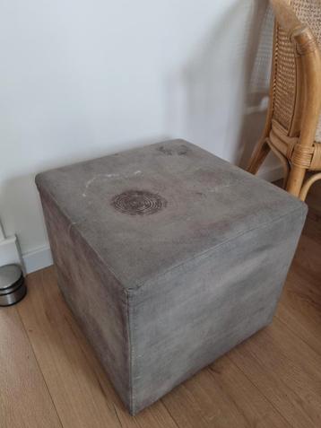 Grijze Stoffen Poef