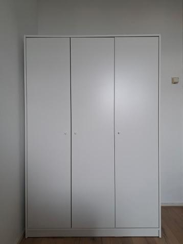 Kledingkast: Kleppstad Ikea