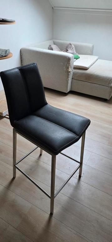 Gratis, 5x barstoel met wat kattenschade