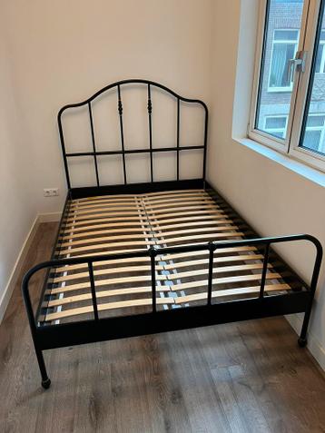 VANDAAG OPHALEN Ikea bedframe incl lattenbodem 140x200cm