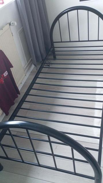 Metalen bedframe - Eenpersoons gratis