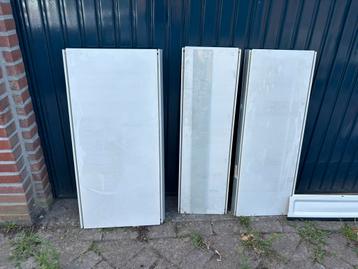 Gratis: heel veel planken, schapdragers, tabaksschuivers