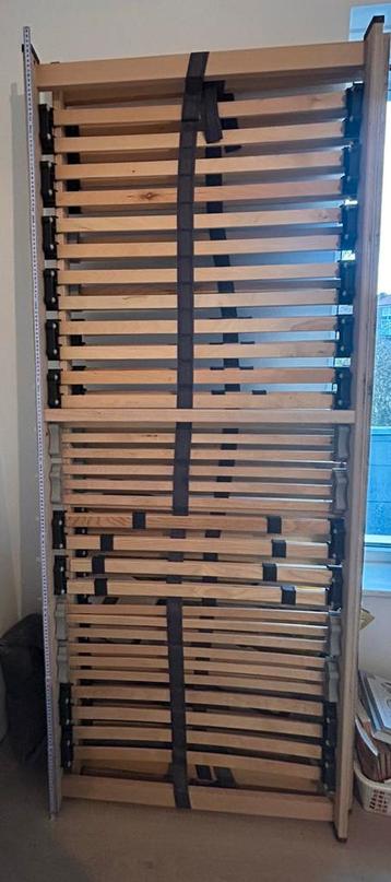 Gratis af te halen - twee lattenbodems