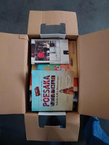 1 verhuisdoos vol met boeken en wat tijdschriften